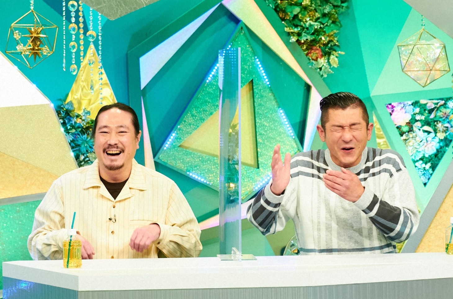 笑い飯 (c)ABCテレビ