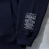 「戦場のメリークリスマス フーディ」（黒 / 税込7150円）