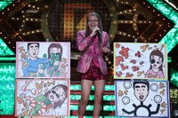 1stステージでネタを披露するZAZY。