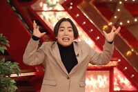 1stステージでネタを披露するゆりやんレトリィバァ。