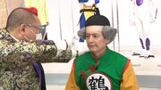 催眠術師の十文字幻斎と対決する博多大吉（右）。(c)中京テレビ