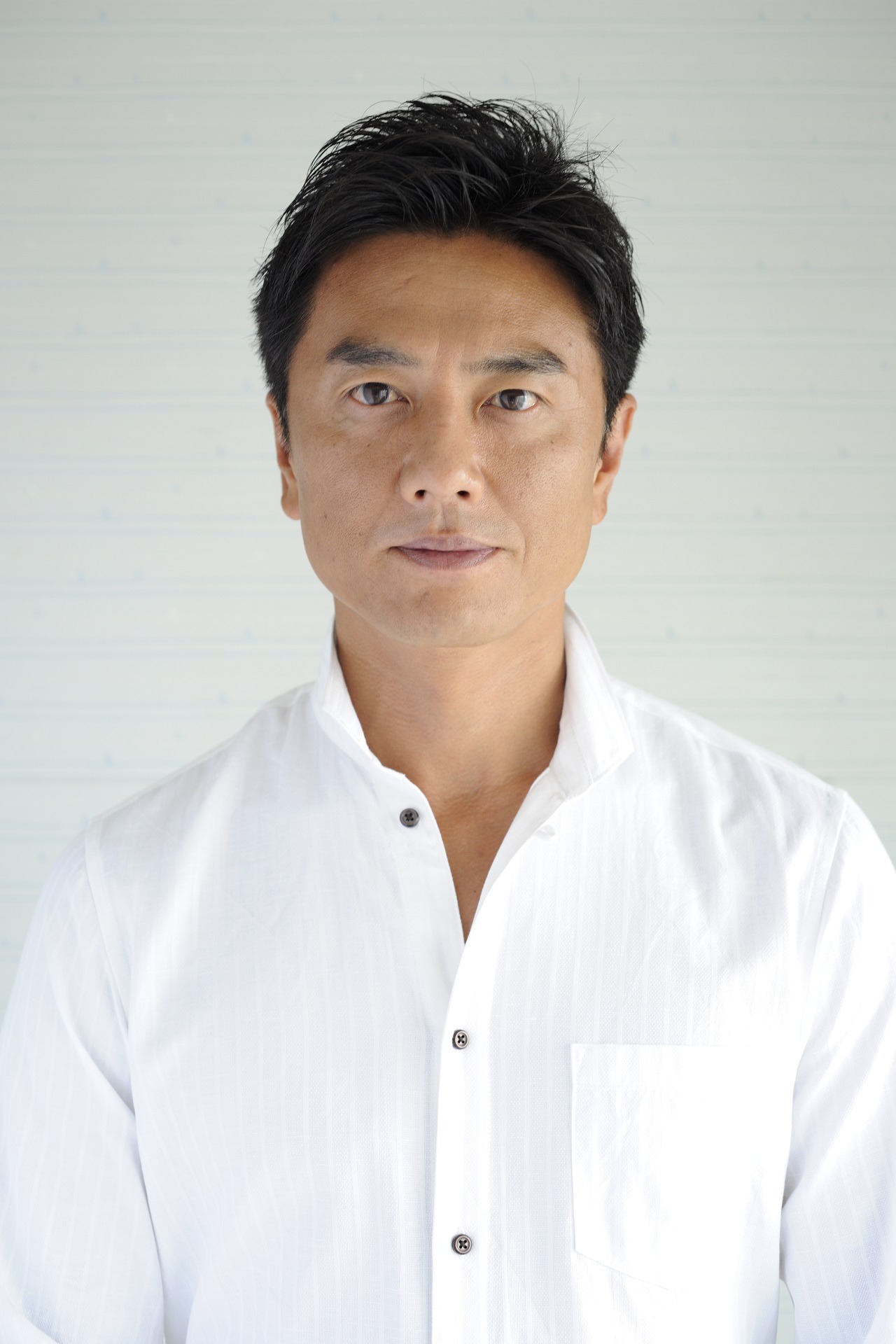 「バラいろダンディ」金曜MCの原田龍二。