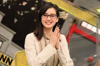 山崎紘菜 (c)フジテレビ