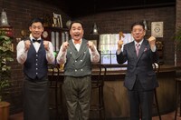 左からミルクボーイ、西川きよし。(c)読売テレビ