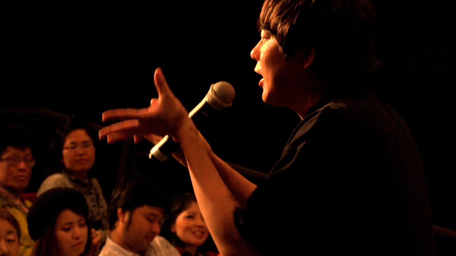 「村本大輔はなぜテレビから消えたのか？」より。(c)BS12