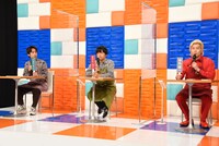 「家事ヤロウ!!!」の記者会見の様子。