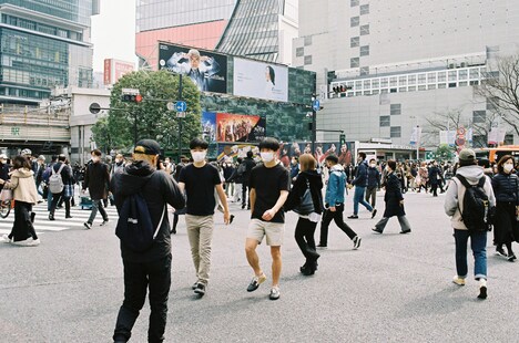 「JARUJARU TOWER 2021ージャルってんじゃねえよー」ビジュアル撮影のメイキングカット。