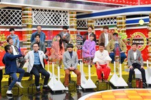 「痛快！明石家電視台」より、明石家さんまのエピソードを語る芸人たち。