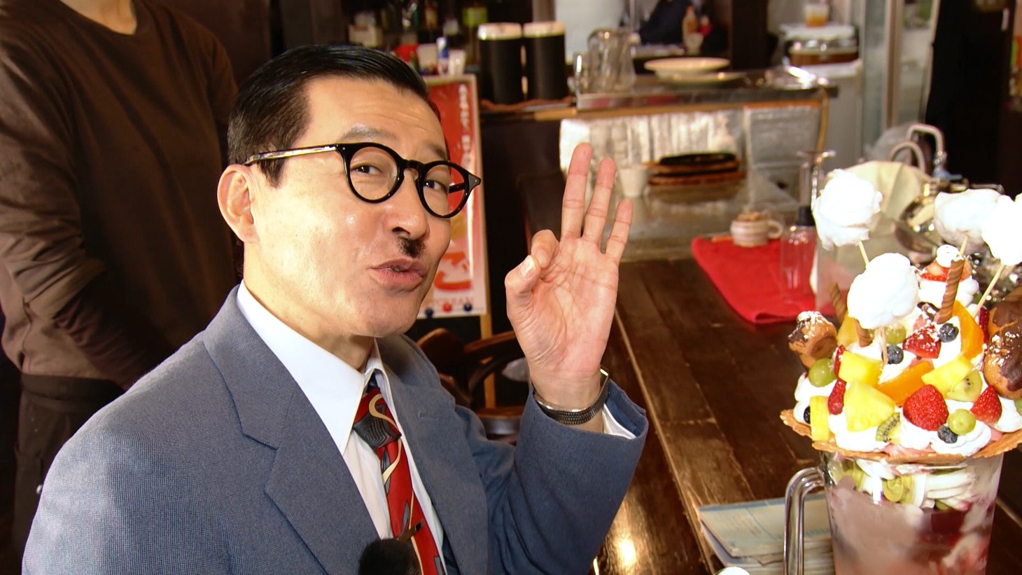イワイガワ・岩井ジョニ男 (c)ABCテレビ