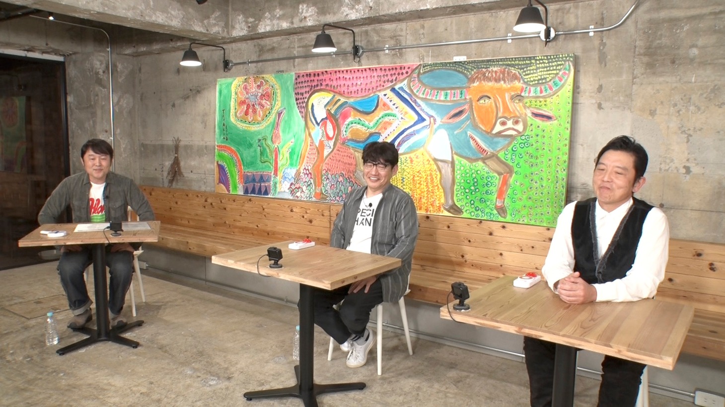 「内村さまぁ～ず SECOND vol.82」Blu-ray特典映像の「内さまゲスト反省会」に出演する（左から）つぶやきシロー、ずん飯尾、X-GUNさがね。