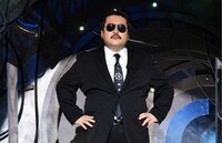 空気階段・鈴木もぐら