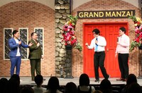 「マッチョ」をお題とした新ネタで対決する（左から）ミルクボーイ、マヂカルラブリー。(c)ABCテレビ