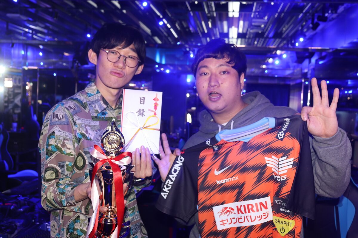 ロングコートダディが ゲーム実況 1 優勝 アキナ絶賛 2人のよさが詰まってた 会見レポート お笑いナタリー