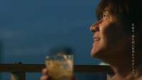 「麒麟特製レモンサワー」の新CM「みな美しき（華）篇」