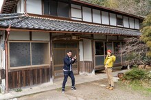 「シャンプーハットてつじの空き家でハピキャン」より。(c)メ～テレ