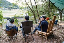 「シャンプーハットてつじの空き家でハピキャン」より。(c)メ～テレ