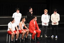 解散が決定した前提でバビロンに激励の言葉を贈るニューヨーク。