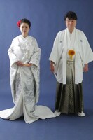 結婚したウェンズデイズ。