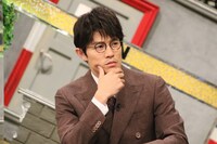 鈴木亮平 (c)フジテレビ