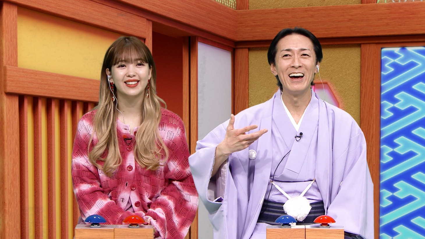 左から藤田ニコル、ナインティナイン矢部。