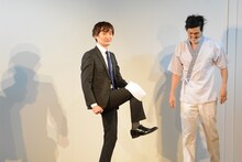 企画コーナーでギャグを披露するザ・ギース高佐（左）。