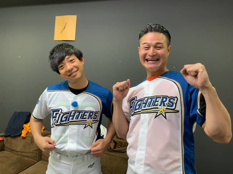 ティモンディ高岸 プロ野球のファーストピッチで球速142キロを記録 コメントあり お笑いナタリー