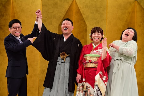 左からすっちー、清水啓之、森田まりこ、酒井藍。