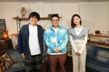 「ちょい足し」MCのミキと初回ゲストの朝日奈央（右）。(c)CBC