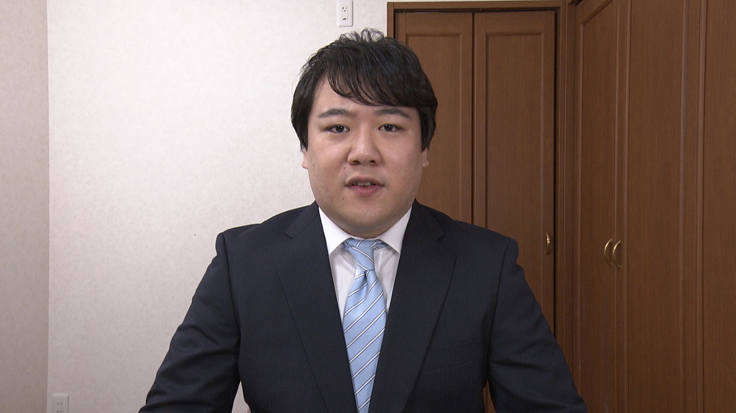ラランド・ニシダ演じる就活生。