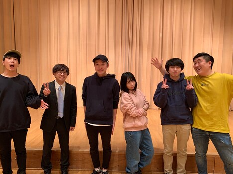 にゃんこスター・アンゴラ村長とメメタァ。