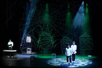 「てれびのおばけ」ゲネプロ公演の様子。