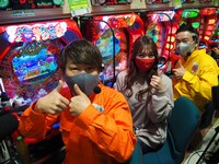 左からFUJIWARA藤本、政重ゆうき、FUJIWARA原西。