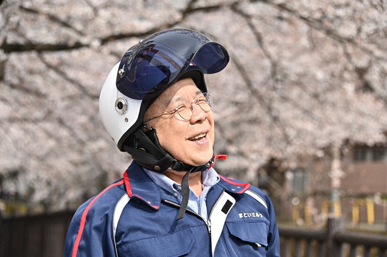 「明治ドラマスペシャル『ずんずん！』」に出演する小堺一機。(c)テレビ朝日