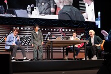 しずる池田ならぬ不良が乱入するも、リアクションメールが差し込まれてコントを遮られる。