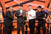 「お笑い実力刃」MCのサンドウィッチマンとアンタッチャブル。(c)テレビ朝日