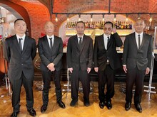 「解決！マルガリータファイブ」に出演する（左から）アキナ山名、バイきんぐ小峠、千鳥・大悟、天竺鼠・川原、錦鯉・長谷川。(c)テレビ朝日