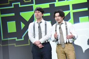 「ショッピングモールでの営業」を想定したネタを披露するオズワルド。