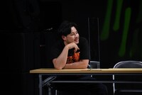 「クイズ！ですよ。ショック！」に夢中になるアルコ＆ピース平子。