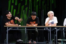 左からアルコ＆ピース、三四郎・相田。