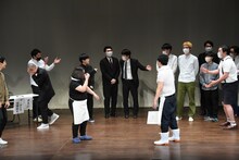 ザ・ギースに本気で憧れているコガラシガーナ丸山はコネオの高得点に納得がいかない。