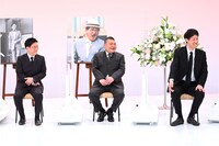左からすっちー、川畑泰史、小籔千豊。(c)MBS