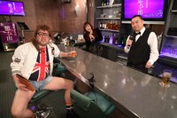 ゲストの野性爆弾くっきー！（左）。