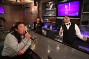 鬼奴＆RGの歌謡スナックに秋山、ケンコバ、くっきー！来店、熱唱してトーク