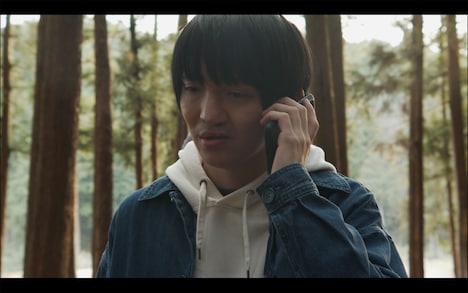 「劇場版ほんとうにあった怖い話~事故物件芸人2~」より、パーパーほしのディスコ出演シーン。