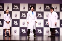 「アイシー・スパーク from カナダドライ」発売開始記念イベントの様子。