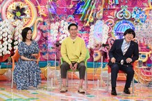 （左から）小島瑠璃子、おぎやはぎ矢作、蛍原徹。(c)テレビ朝日