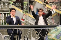 ビビる大木と竹内涼真。(c)フジテレビ