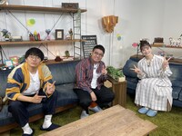 ミキとゲストの足立梨花（右）。(c)CBC