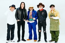 左から木梨憲武、野口強、大久保篤志、馬場圭介、カンニング竹山。