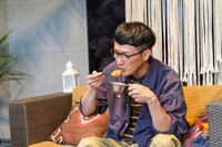 ロバート馬場 (c)メ～テレ